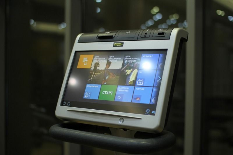 Orion Hotel Biskek Kültér fotó A medical computer