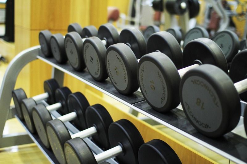 Orion Hotel Biskek Kültér fotó Dumbbells on a rack