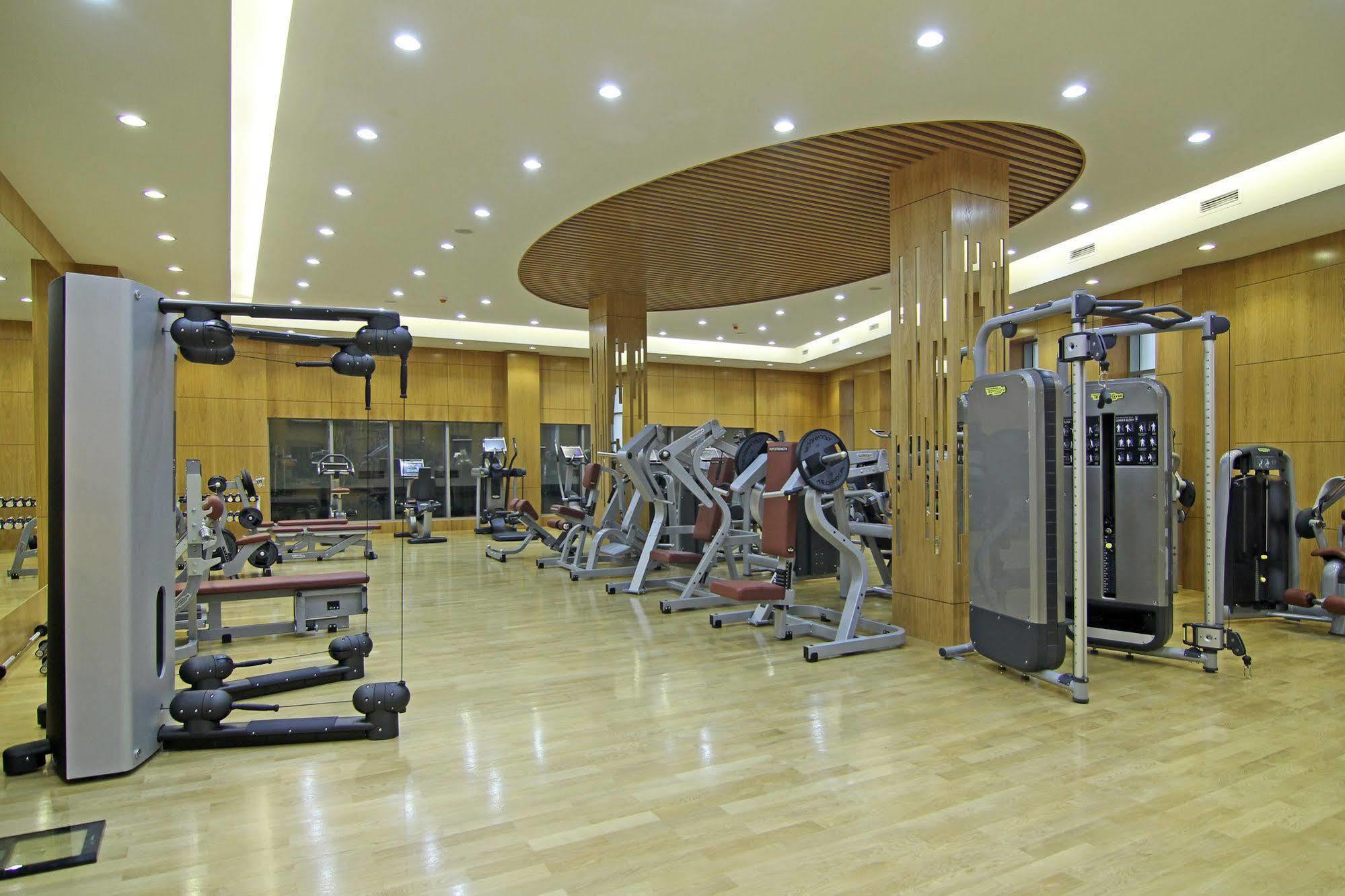 Orion Hotel Biskek Kültér fotó The gym at the hotel