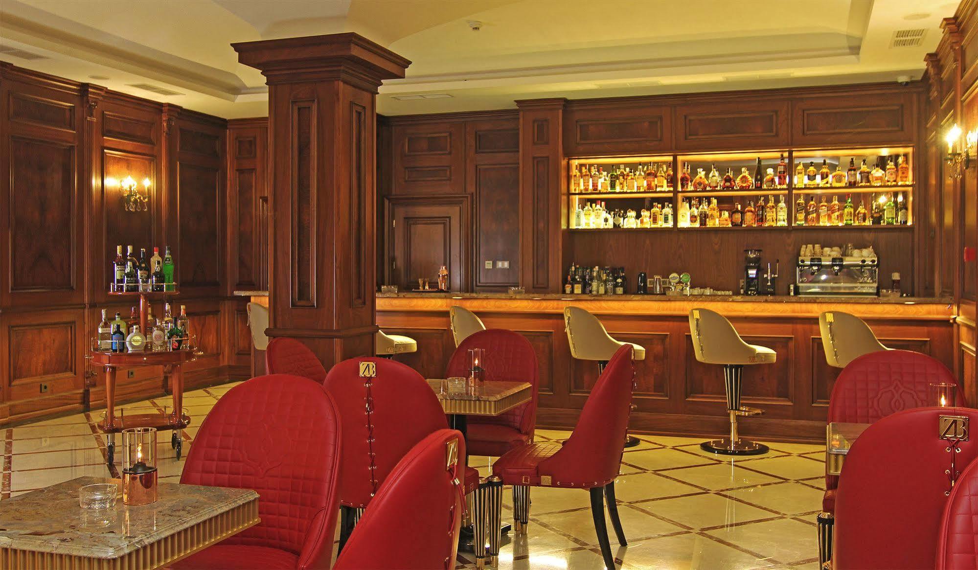 Orion Hotel Biskek Kültér fotó The bar at the Savoy